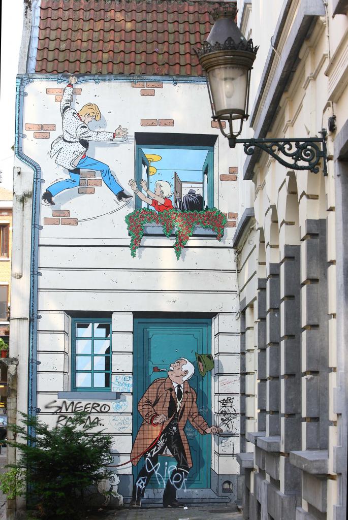 This image has an empty alt attribute; its file name is ric_hochet.rue_des_bons_secours.0271_0.jpg